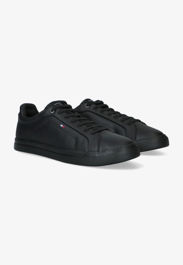 ULTALEKKIE SNEAKERSY MĘSKIE ICON COURT LIGHT ESS TOMMY HILFIGER FM0FM05678