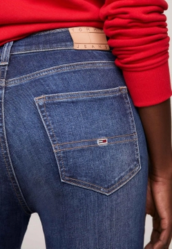 JEANSY DZWONY DAMSKIE Z WYSOKIM STANEM TOMMY JEANS DW0DW171561