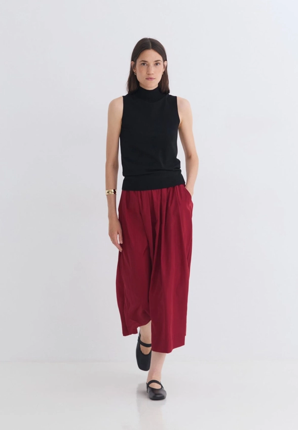 SWETER DAMSKI BEZ RĘKAWÓW Z MIESZANKI WISKOZY YERSE 43657