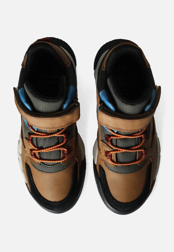 OBUWIE MLODZIEZOWE GEOX J56NBA 0ME22