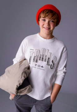 T-SHIRT CHŁOPIĘCY Z WYPUKŁYM NADRUKIEM MAYORAL 7007