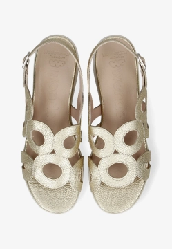 SKÓRZANE SANDAŁY DAMSKIE NA KOTURNIE WONDERS D-8282