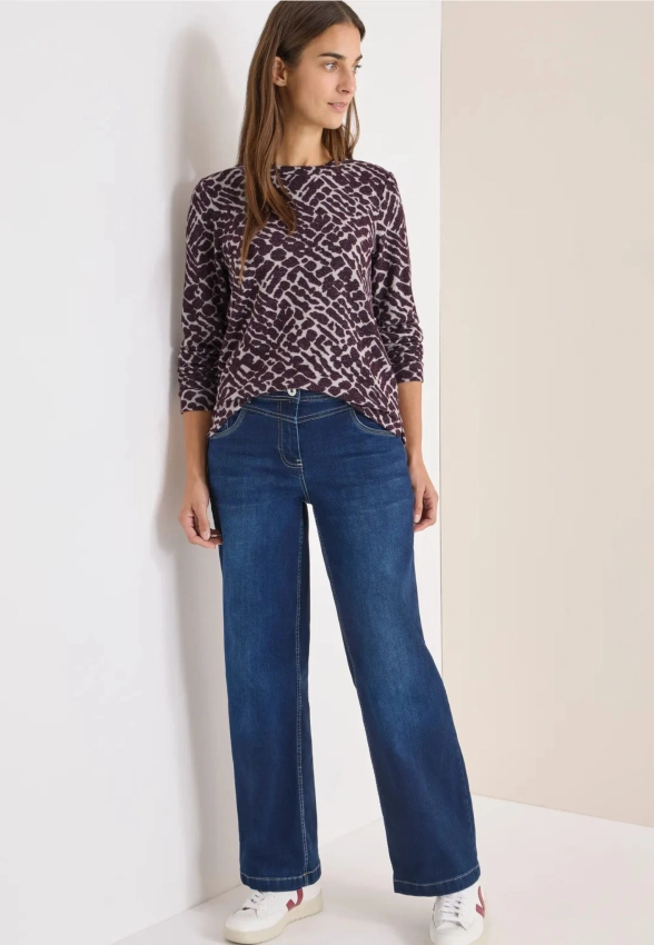 SWETER DAMSKI Z GRAFICZNYM NADRUKIEM Z MIESZAKI WISKOZY CECIL 4 324148