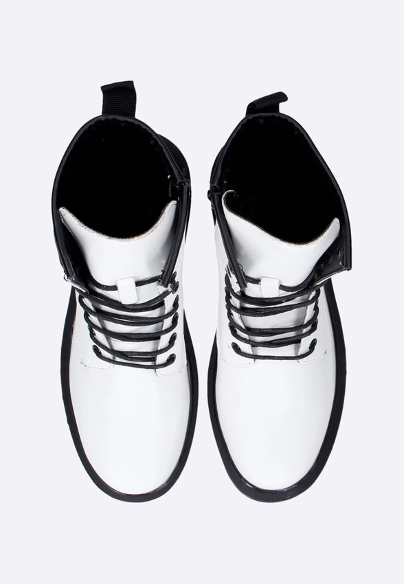 DAMSKIE BOTKI Z KOLEKCJI JAJA 8390J2