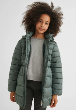 DŁUGA KURTKA PIKOWANA Z KAPTUREM DLA DZIEWCZYNKI MAYORAL 7481