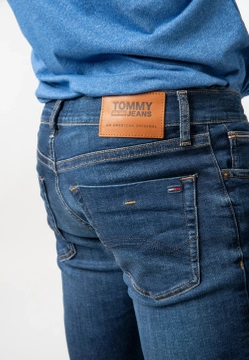 Jeansy męskie slim fit Tommy Jeans DM0DM05582