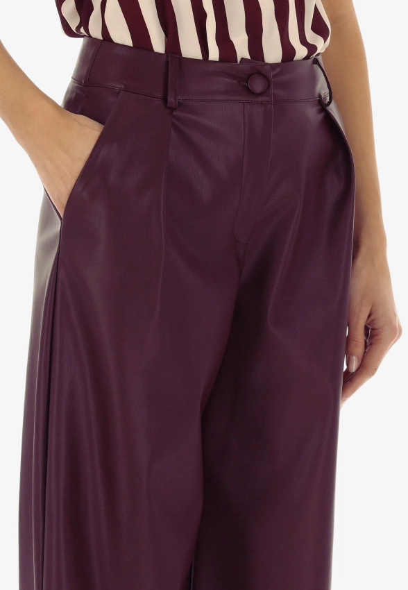 SPODNIE DAMSKIE ZE SKÓRY EKOLOGICZNEJ TU PER TU T1026 Q01