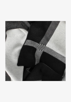 SZAL W KRATĘ PEPE MOLL 252804