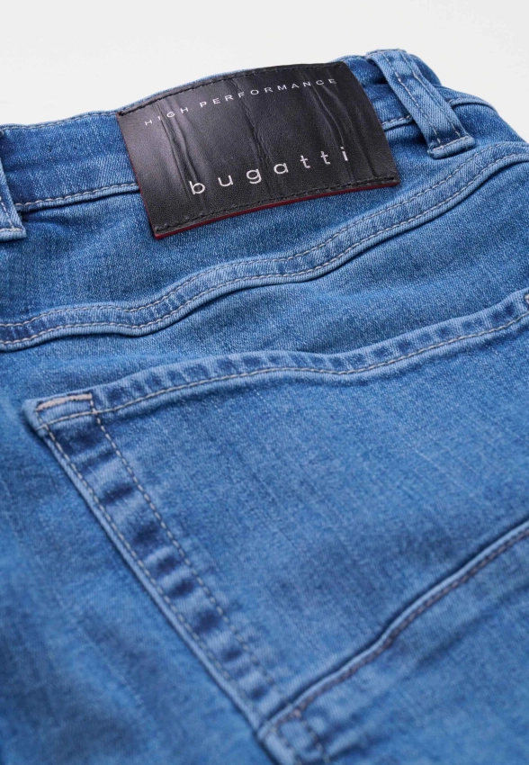 JEANSY MĘSKIE BUGATTI 3278D 96635