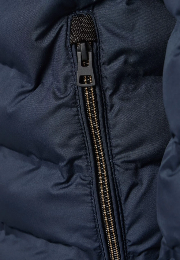 PIKOWANA KURTKA MĘSKA REDMOND 105