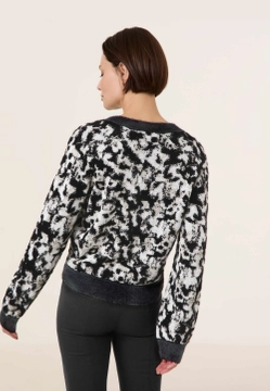 ZAPINANY SWETER DAMSKI TAIFUN 632410-15405