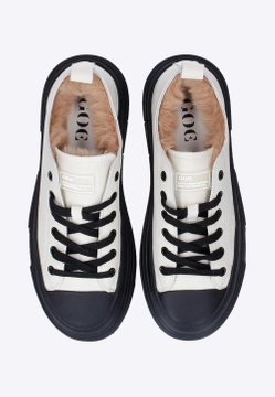 SKÓRZANE PÓŁBUTY Z KOLEKCJI GOE II2N4036