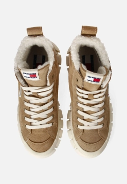 OCIEPLANE BOTKI DAMSKIE NA PLATFORMIE TOMMY JEANS EN0EN02894