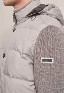 KURTKA MĘSKA Z DZIANINOWYMI RĘKAWAMI BUGATTI 7600 65559B