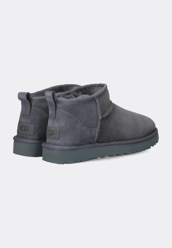 BOTKI UGG W CLASSIC ULTRA MINI 1116109