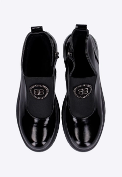 BOTKI DAMSKIE ZE SKÓRY LAKIEROWANEJ ARTIKER 51C0731