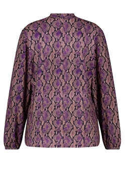 BLUZKA DAMSKA Z DŁUGIM RĘKAWEM Z WĘŻOWYM WZOREM SAMOON 571528-26427