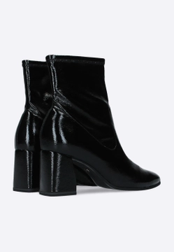 BOTKI NA OBCASIE Z KOLEKCJI TAMARIS 1-25356-27