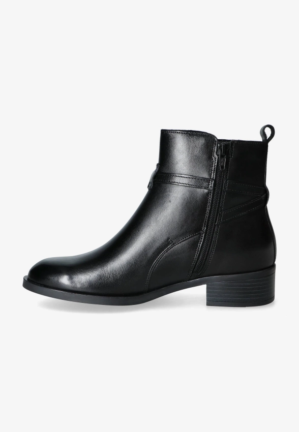 SKÓRZANE BOTKI DAMSKIE NA PŁASKIM OBCASIE DAMSKIE SHOELAB 5832