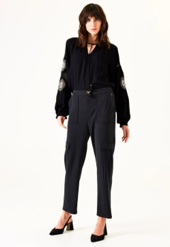 SPODNIE DAMSKIE CARGO GARCIA JEANS U40111