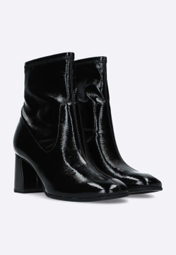 BOTKI NA OBCASIE Z KOLEKCJI TAMARIS 1-25356-27