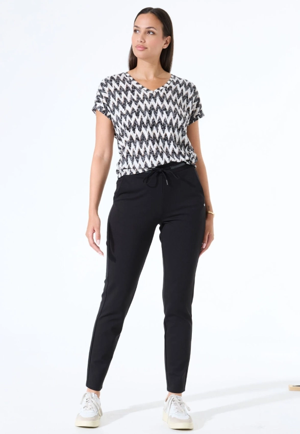 T-SHIRT DAMSKI Z KRÓTKIM RĘKAWEM GARCIA JEANS Z0064