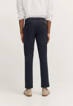 SPODNIE MĘSKIE O SPORTOWYM KRÓJU BUGATTI 4036 36827