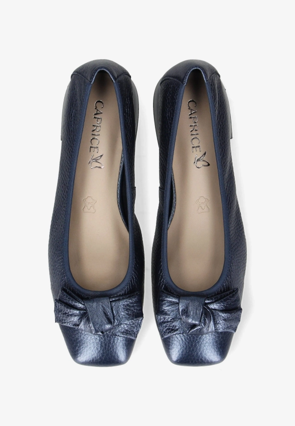 SKÓRZANE BALERINY DAMSKIE CAPRICE 9-22105-42