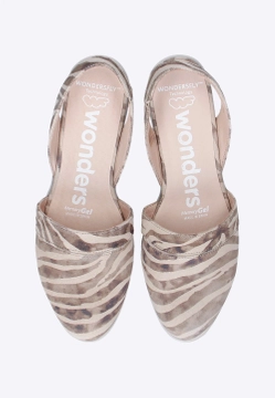 SKÓRZANE SANDAŁY Z KOLEKCJI WONDERS C-33263