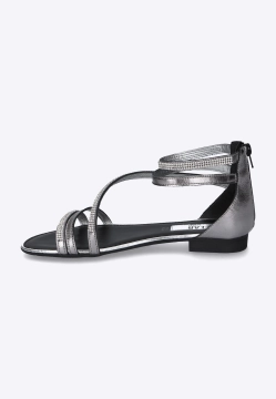 Płaskie sandały z zapięciem na kostce SHOELAB 226305A