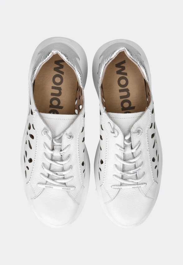 SKÓRZANE SNEAKERSY DAMSKIE Z KOLEKCJI WONDERS A-3621