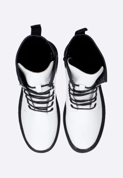 DAMSKIE BOTKI Z KOLEKCJI JAJA 8390J2