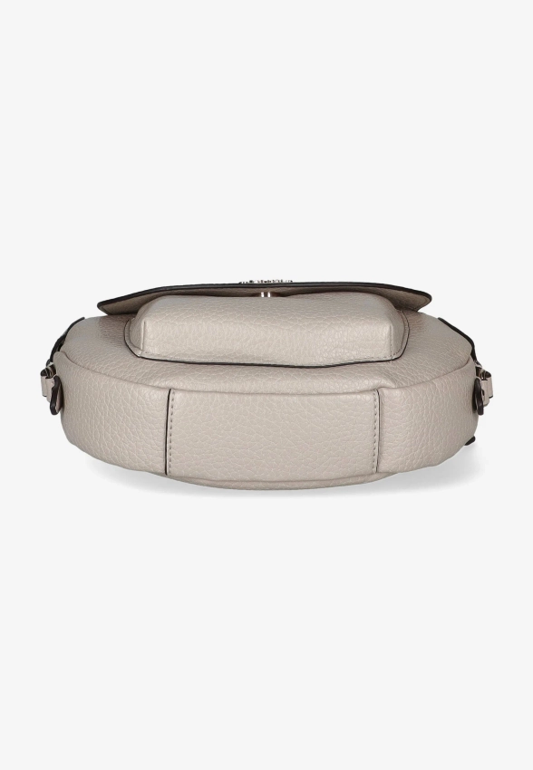 TOREBKA DAMSKA Z KLAPĄ GUESS HWBG95 01190