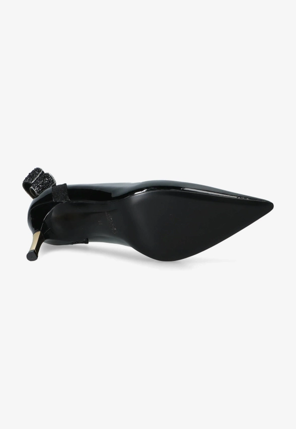 SZPILKI DAMSKIE ACCADEMIA 3846