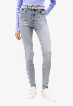 JEANSY DAMSKIE TOMMY JEANS DW0DW22148