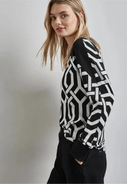 SWETER DAMSKI Z GRAFICZNYM WZOREM STREET ONE 5 321985