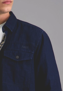 KOSZULA MĘSKA Z DŁUGIM RĘKAWEM PIONIEER P1 40254 000