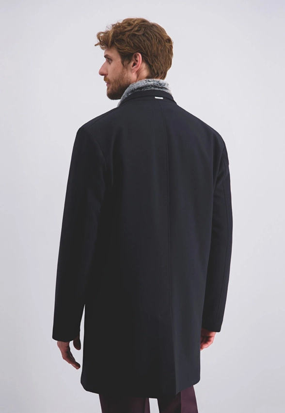 PŁASZCZ MĘSKI Z ODPINANĄ WASTAWKĄ Z FUTRZANYM KOŁNIERZEM PIERRE CARDIN C8 10183 0122