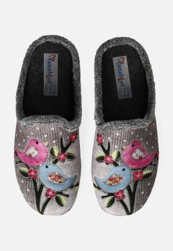 PANTOFLE DAMSKIE Z NADRUKIEM TANAHLOT II9354757