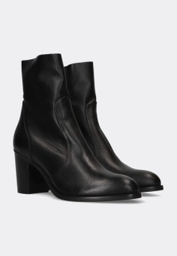 SKÓRZANE BOTKI DAMSKIE VICTIM B-4477