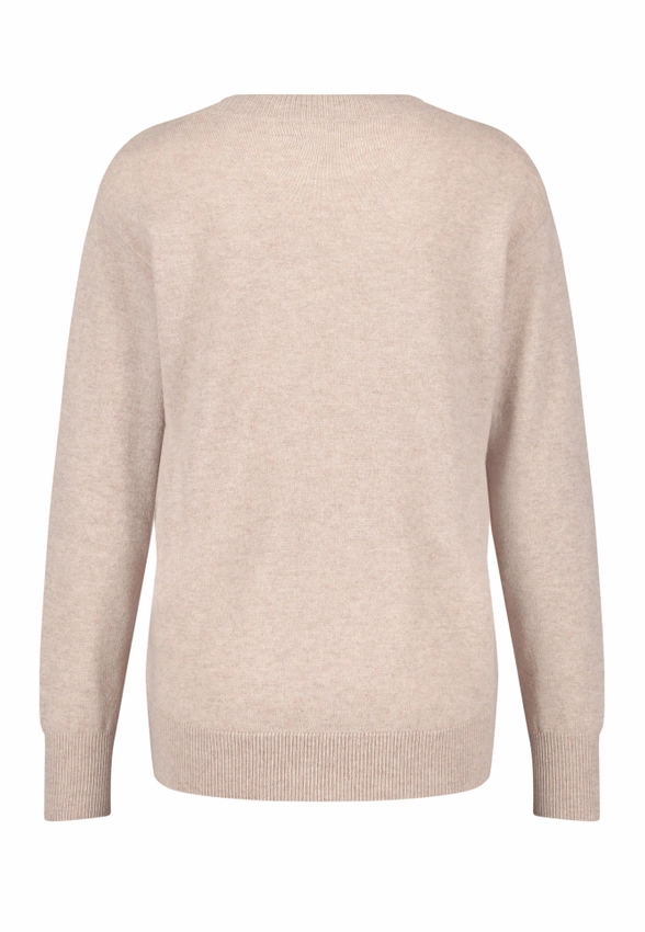 SWETER Z DEKOLTEM W SEREK Z WEŁNY Z DOMIESZKĄ KASZMIRU GERRY WEBER 770529-44709