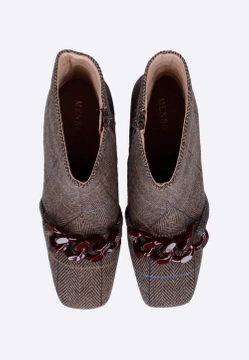 BOTKI DAMSKIE Z TKANINY W KRATĘ Z OZDOBNYM ŁAŃCUSZKIEM MENBUR 23380DD02