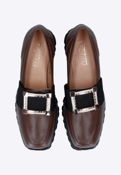 SKÓRZANE MOKASYNY DAMSKIE  Z OZDOBNĄ KLAMRĄ VICTIM B-4997ES