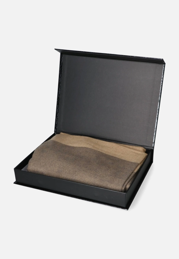 SZAL DAMSKI Z WZOREM W PASY COVERI COLLECTION 251602