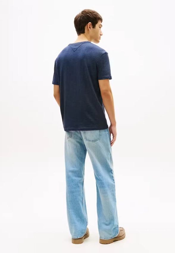 T-SHIRT MĘSKI Z KRÓTKIM RĘKAWEM TOMMY JEANS DM0DM22667