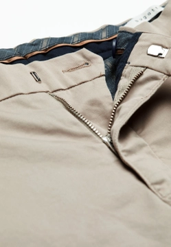 SPODNIE MĘSKIE BUGATTI 4220 16224