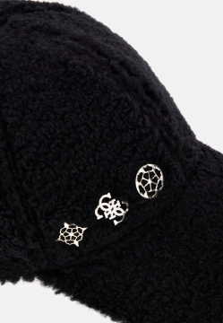 CZAPKA Z DASZKIEM GUESS   AW5439 POL01