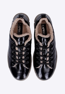 PÓŁBUTY DAMSKIE ZE SKÓRY LAKIEROWANEJ OCIEPLANE CAPRICE 9-23704-29