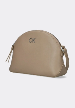 TOREBKA NA RAMIĘ RE-LOCK SEASONAL CROSSBODY CALVIN KLEIN K60K611444