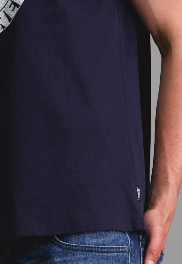 T-SHIRT MĘSKI Z KRÓTKIM RĘKAWEM PIONIEER P1 60133 2000